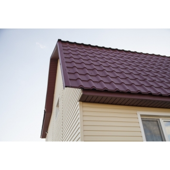 ГРАНД ЛАЙН Металлочерепица камея Grand Line 0,5 PurLite Matt RAL 3005 красное вино